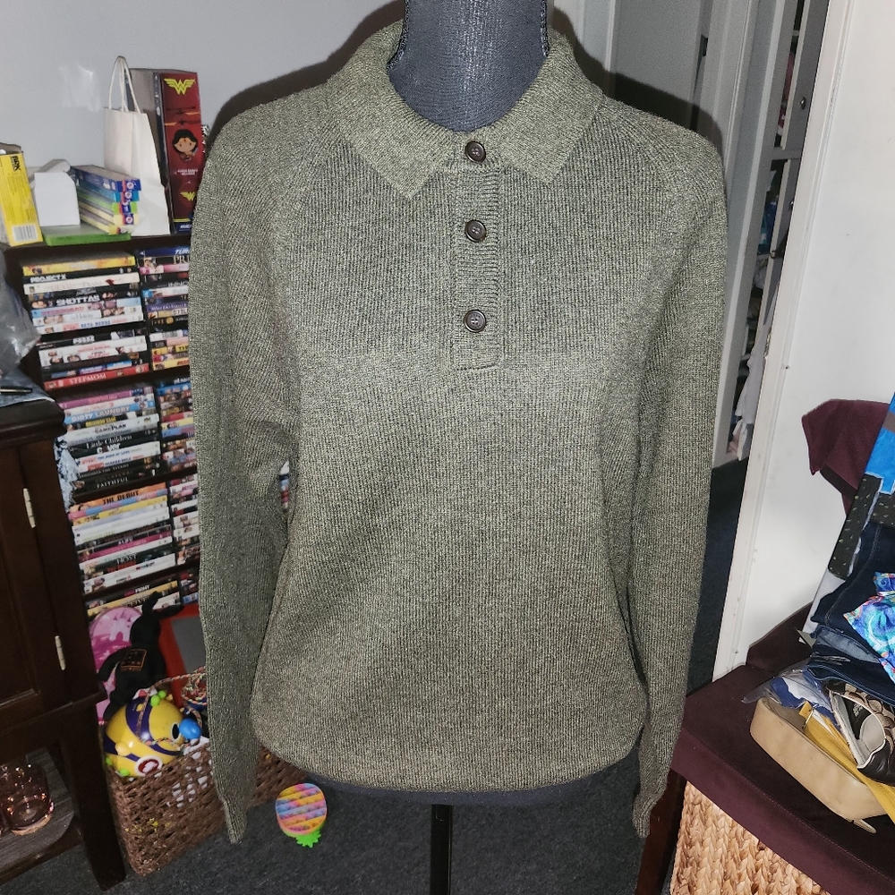 Mens sweater